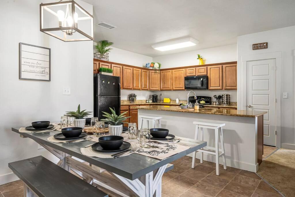 Bee Chic In Sojo W/Hot Tub+Gym+Local Ski Slopes South Jordan Luaran gambar